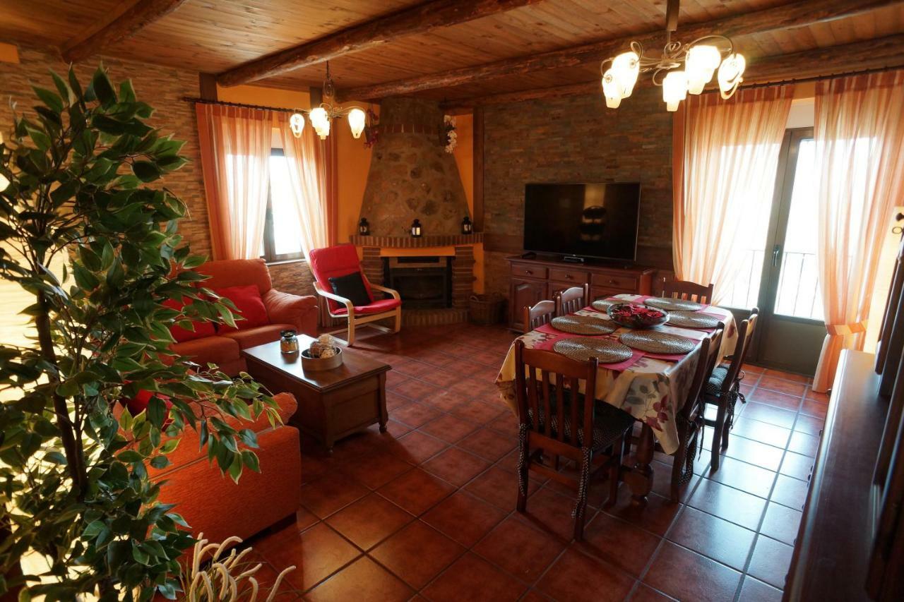 La Casa De La Abuela Mari Trescasas